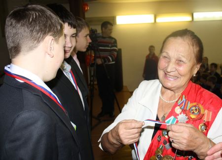 Олимпийская чемпионка из 60-х побывала в ржевской школе №5