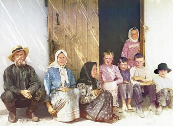 Крестьянская семья. ПрокудинГорский, 1910 г.