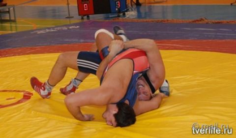 Бекхан Оздоев стал чемпионом России по греко-римской борьбе в категории до 80 кг