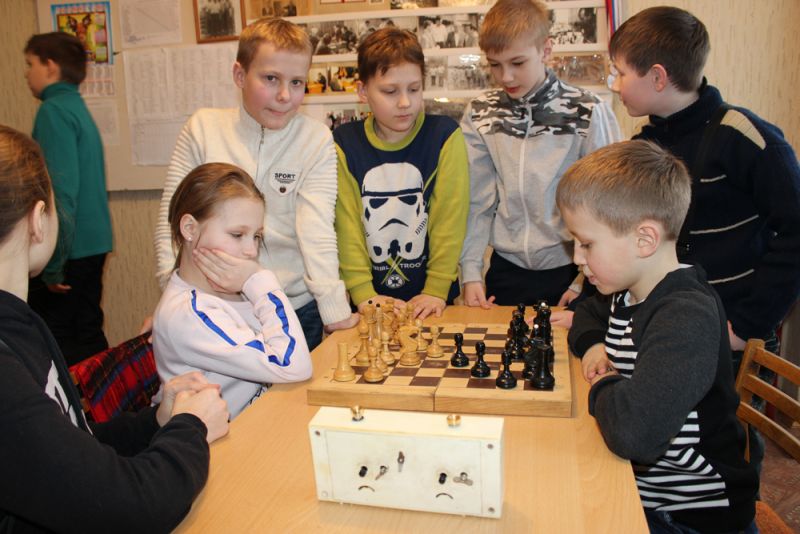 Квалификационный детский шахматный турнир продолжается