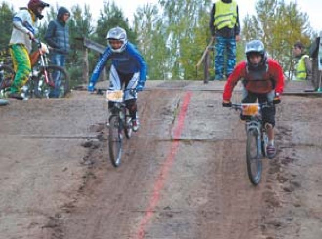 В Нижнем бору прошли соревнования по велоэкстриму