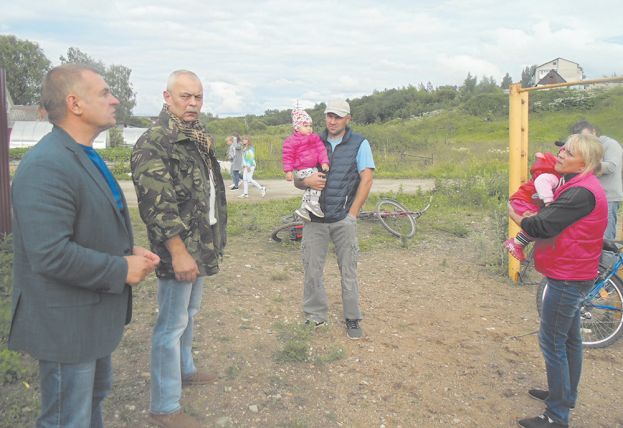 С депутатской помощью