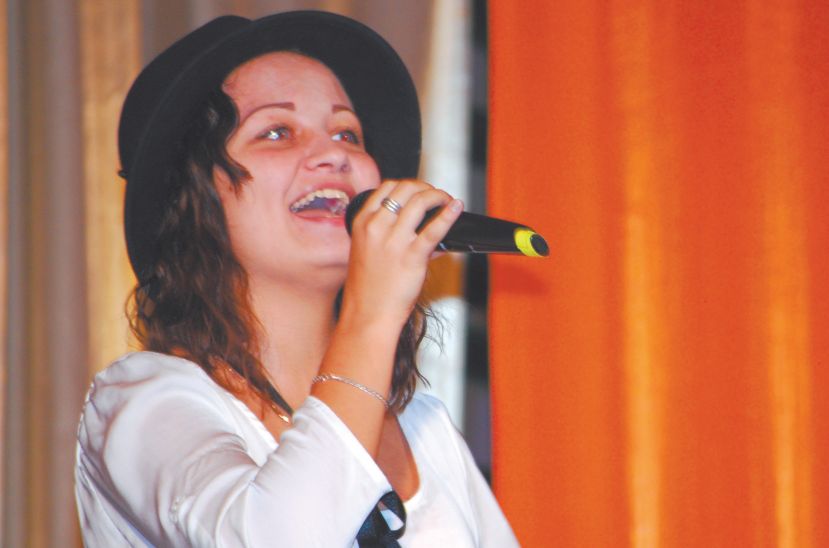 Вера Соколова в роли Мэри Поппинс