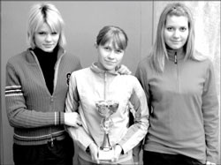 Слева направо: Катя Смирнова (сш №2), Аня Тангова (сш №1), Алина Самусенко (лицей №35).